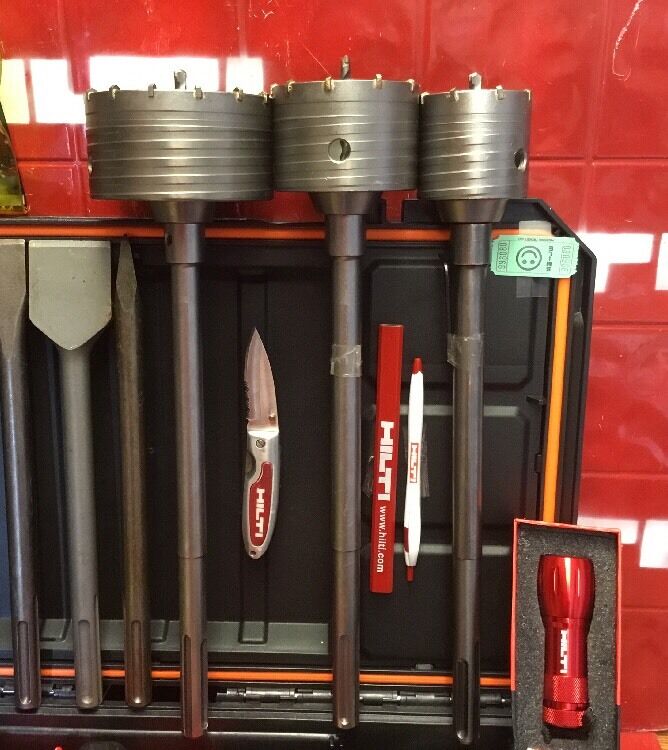 HILTE TE 75 HAMMER DRILL, PREOWNED, FREE VACUUM BITS AND CHISELS,