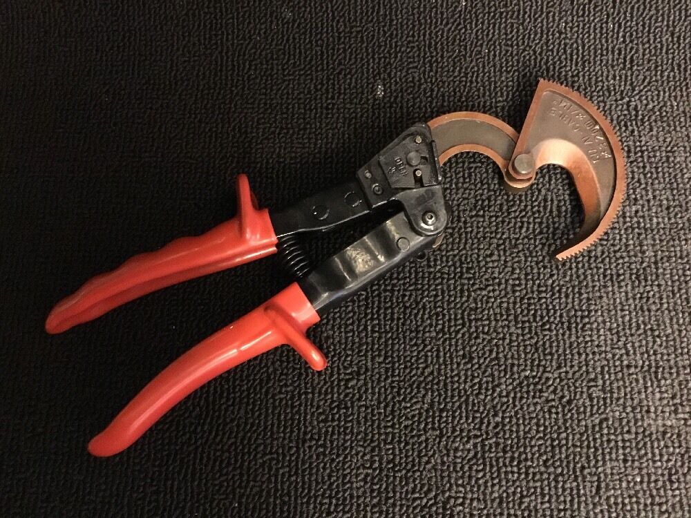 RATCHETING CABLE CUTTER, BRAND NEW, FREE HAT, GLOVES