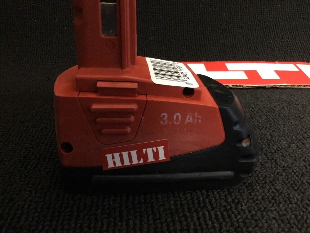 HILTI 12V BATTERY 3.0AH, PREOWNED, FREE KNIFE