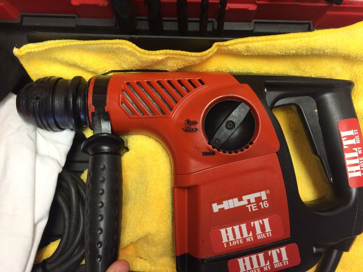HILTI TE 16, PREOWNED, STRONG, FREE BITS, HILTI EXTRS,