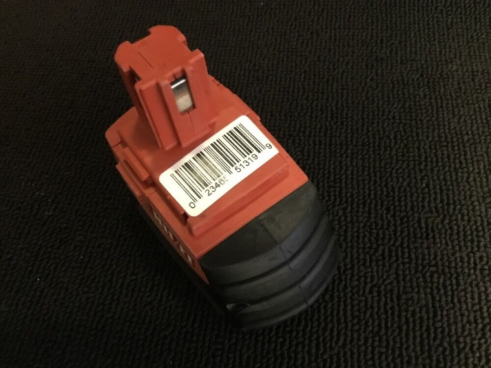 HILTI BATTERY 12V 3.0AH - SFB126, GREAT CONDITION