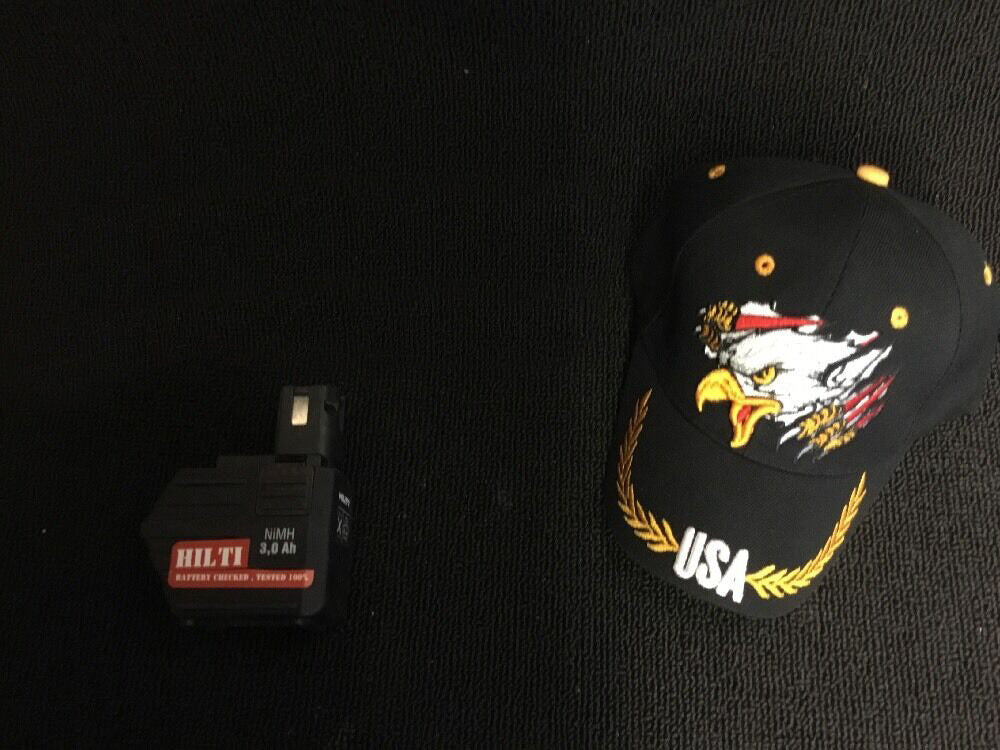 HILTI BATTERY SFB 125 3.0AH, PREOWNED, FREE AMERICAN HAT,
