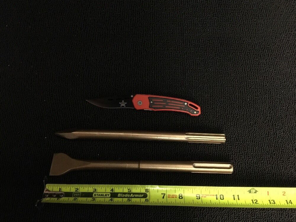 HILTI CHISEL FLAT 1-1/2" X 11" PLUS POINTED 11" PREOWNED