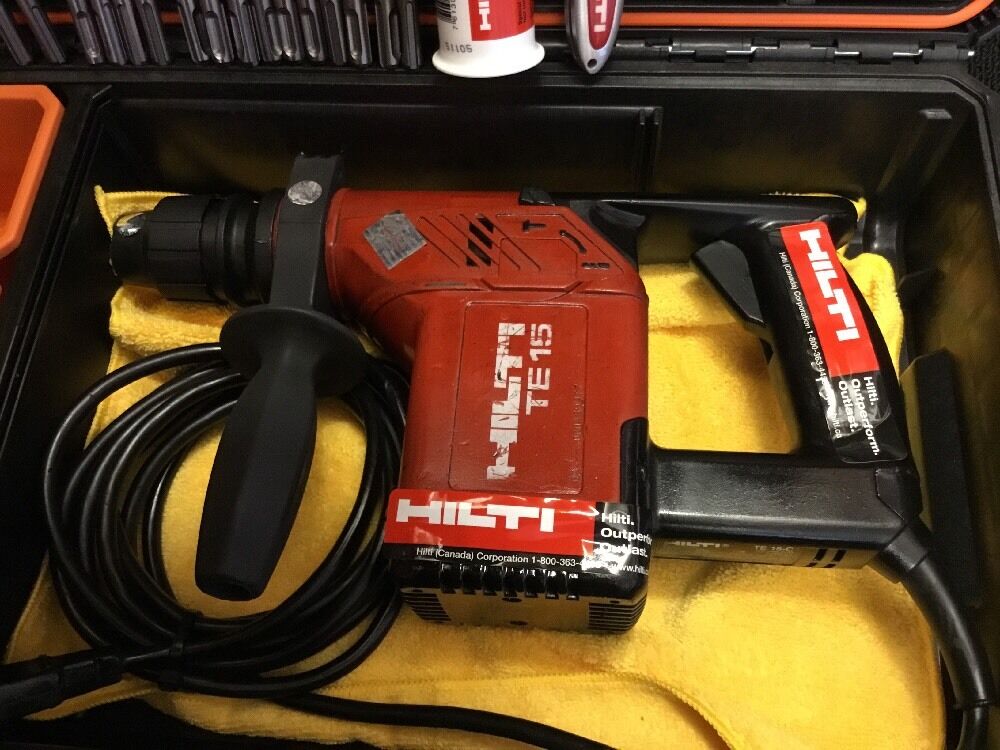 HILTI TE 15, GREAT CONDITION,FREE TABLET, BITS, EXTRAS