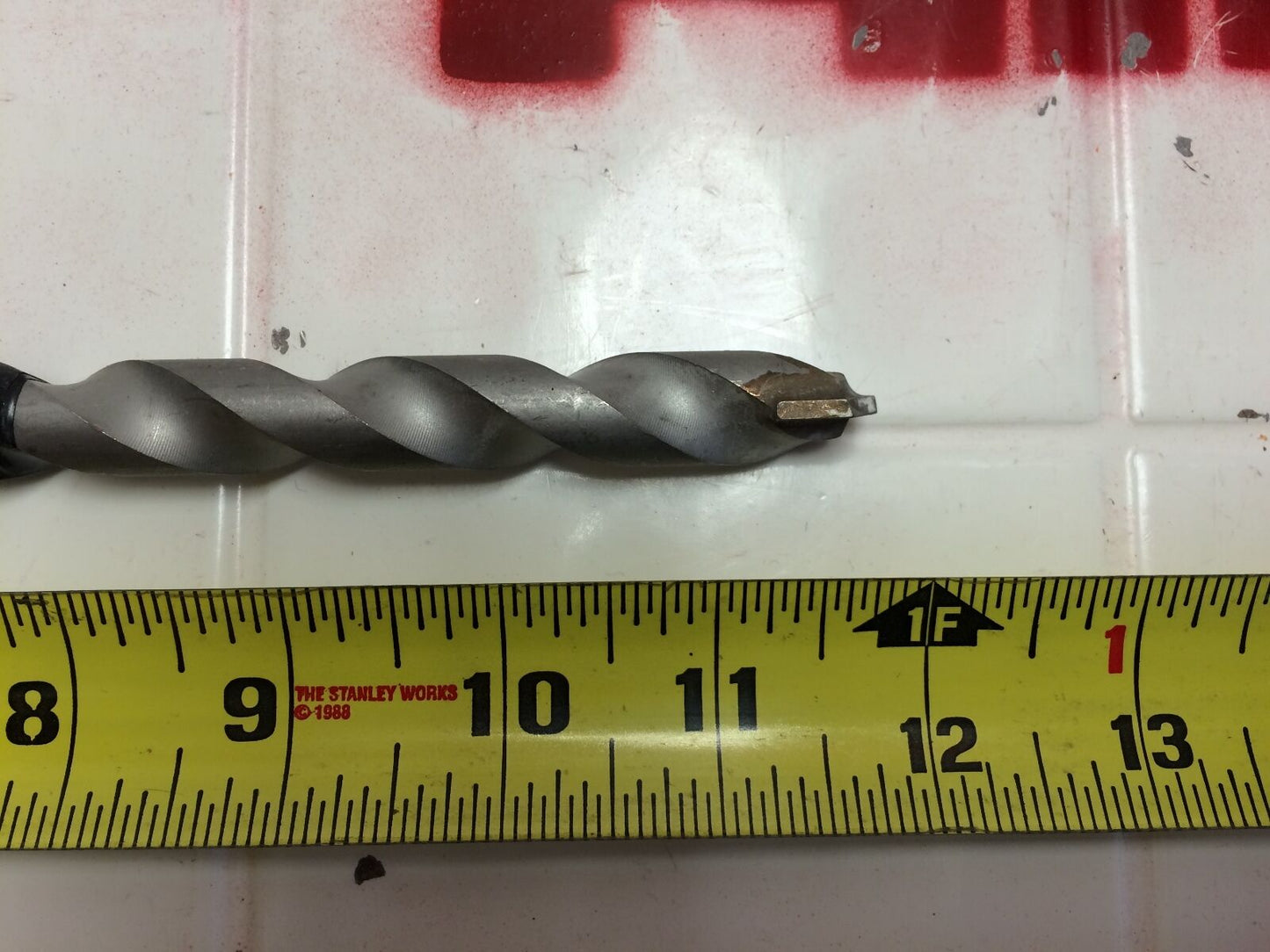 CYLINDRICAL SHANK HAMMER BIT 5/8", PREOWNED, MINT CONDITION