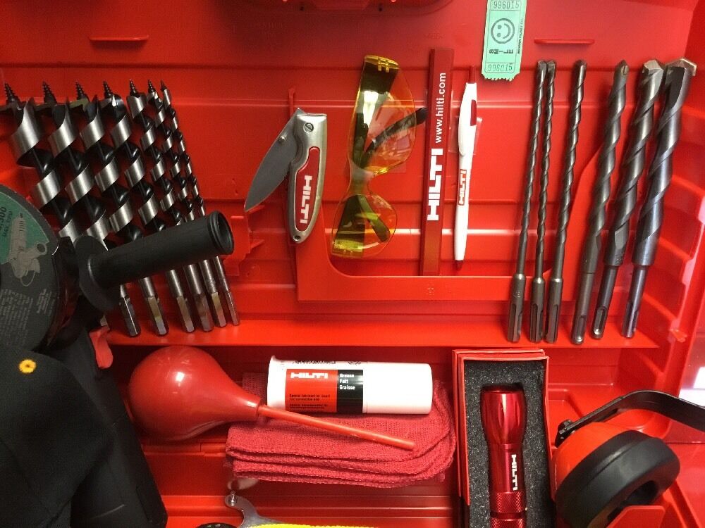 HILTI TE 30 , PREOWNED, Free Grinder Bits Knife Glasses and Mo