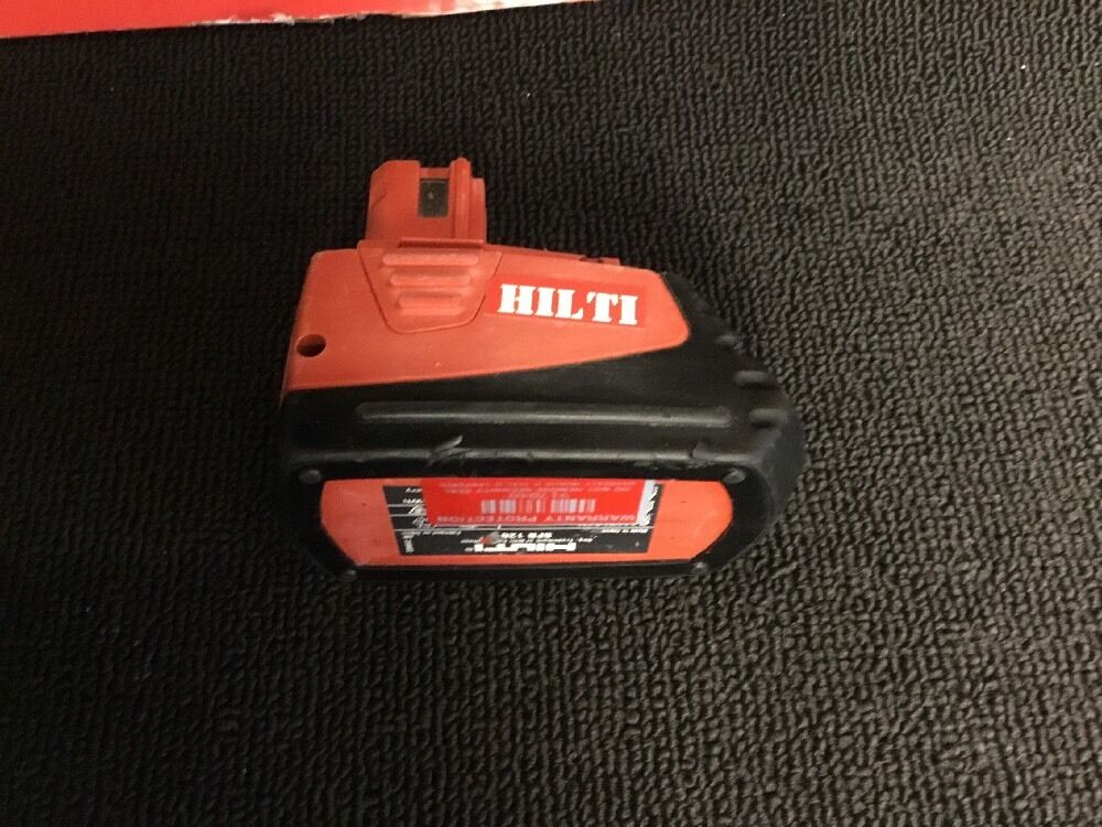 HILTI BATTERY 12V 3.0AH - SFB126, GREAT CONDITION