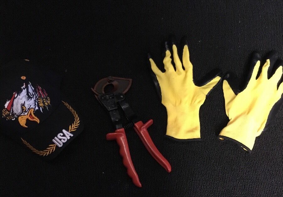 RATCHETING CABLE CUTTER, BRAND NEW, FREE HAT, GLOVES