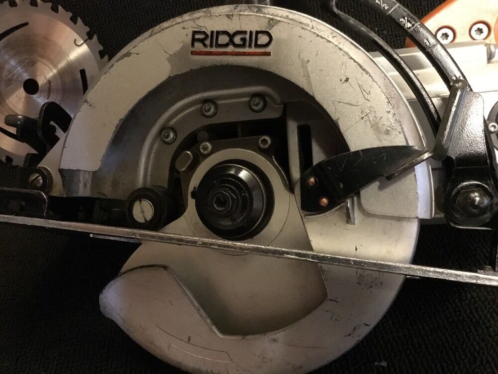 RIDGID R3210 PREOWNED, FREE LASER METER AND EXTRAS, FAST SHIP