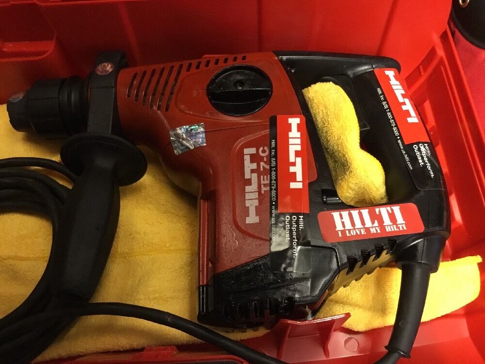 HILTI TE 7-C, PREOWNED, FREE MUG, BITS AND CHISELS, PLUS EXTRAS