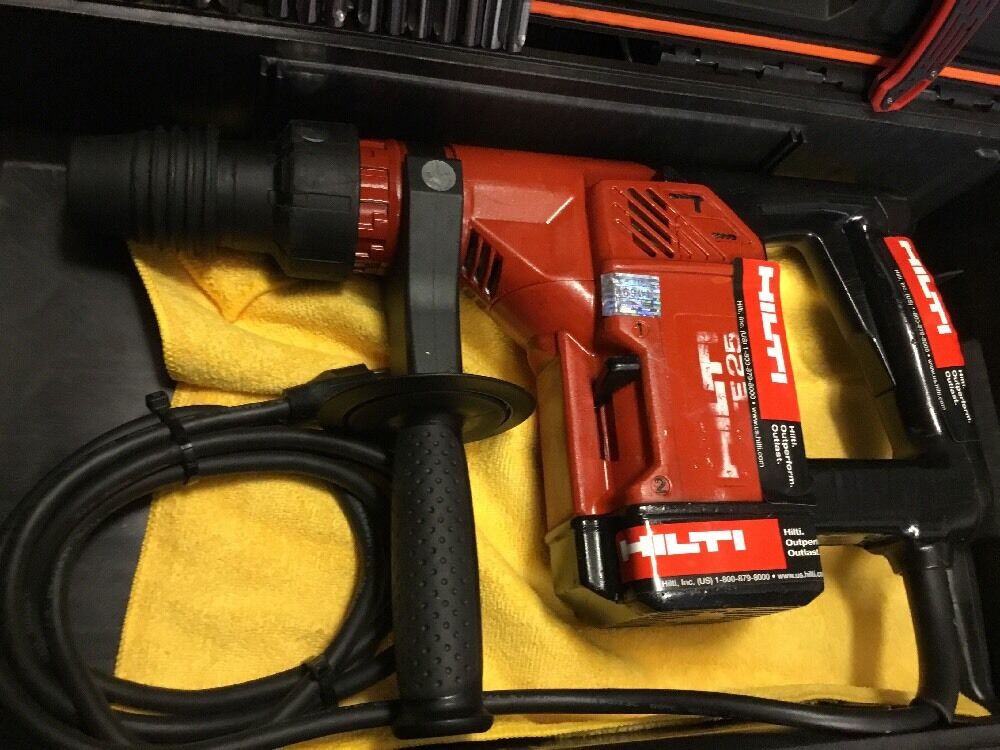 HILTI TE 25 PREOWNED, FREE LASER METER, BITS, A LOT OF EXTRA