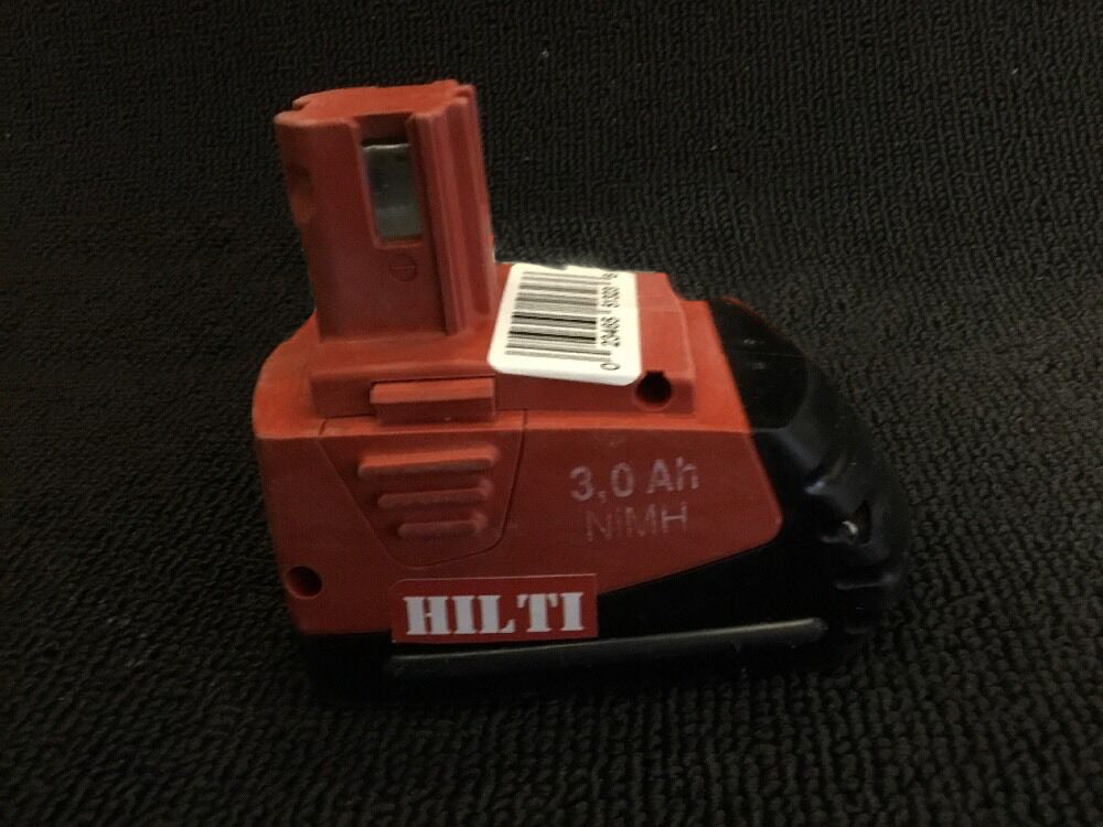 HILTI 12V BATTERY 3.0AH - SFB126, PREOWNED, FREE HAT