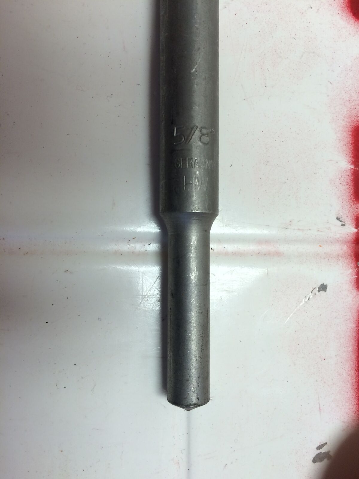 CYLINDRICAL SHANK HAMMER BIT 5/8", PREOWNED, MINT CONDITION