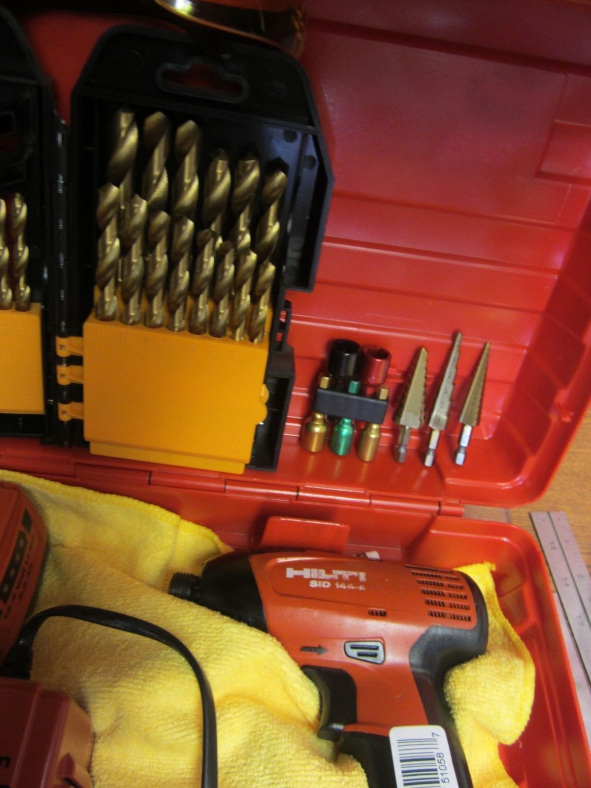 HILTI SID 144-A IMPACT DRIVER, FREE EXTRAS INCLUDED, IN EXCELLENT CONDITION