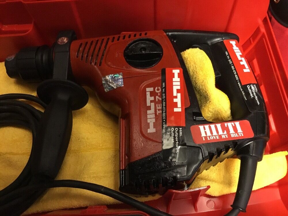 HILTI TE 7-C, PREOWNED, FREE MUG, BITS AND CHISELS, PLUS EXTRAS