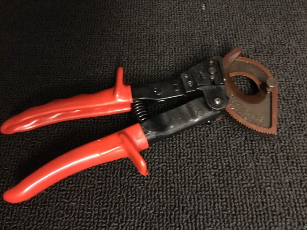 RATCHETING CABLE CUTTER, BRAND NEW, FREE HAT, GLOVES