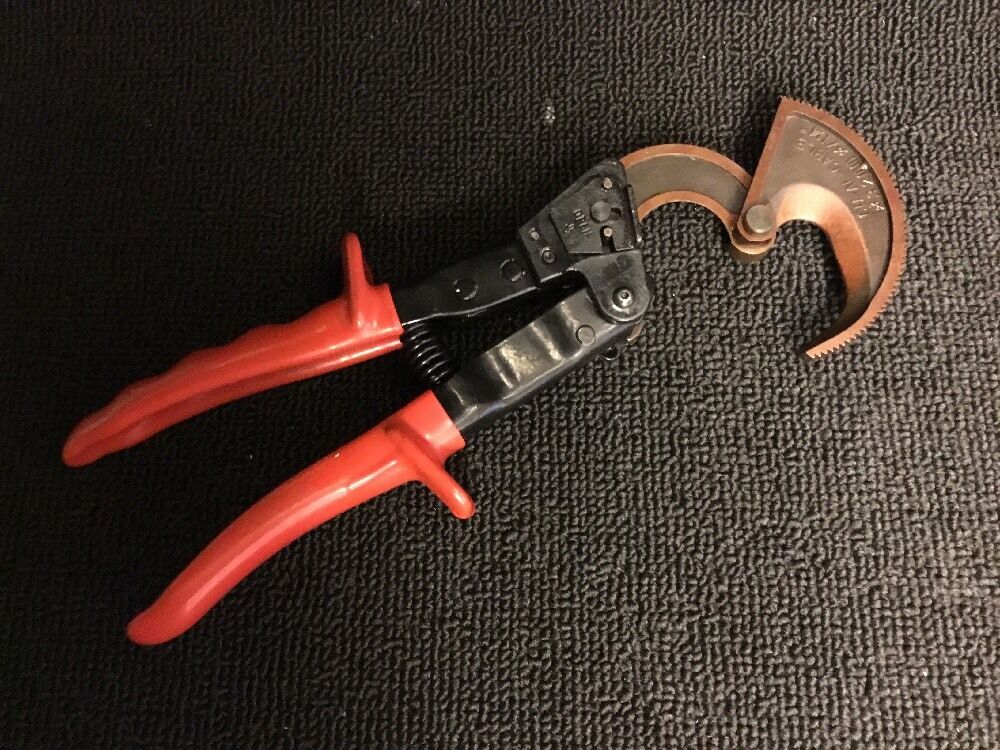 RATCHETING CABLE CUTTER, BRAND NEW, FREE HAT, GLOVES