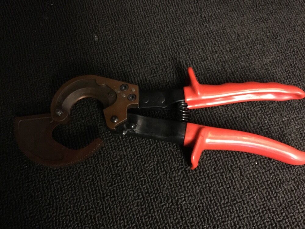 RATCHETING CABLE CUTTER, BRAND NEW, FREE HAT, GLOVES