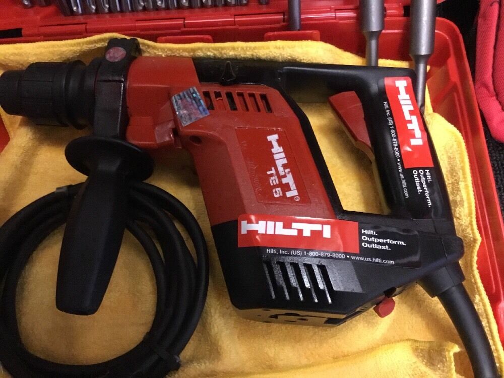HILTI TE 5 PREOWNED, FREE BITS, LOT OF EXTRAS,