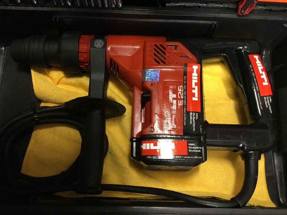 HILTI TE 25 PREOWNED, FREE LASER METER, BITS, A LOT OF EXTRA