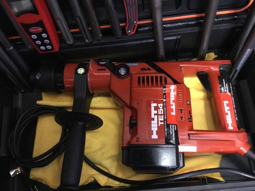 HILTI TE 54 HAMMER DRILL, GREAT CONDITION, FREE LASER METER, EXTRAS, FAST SHIP