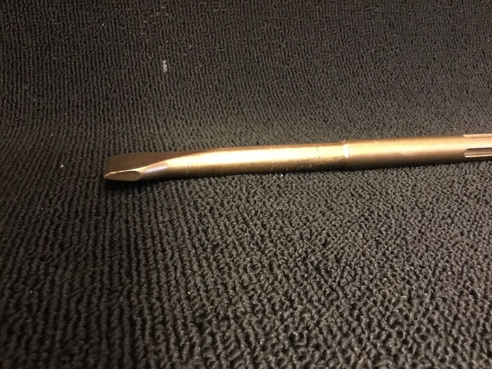 HILTI CHISEL FLAT 1-1/2" X 11" PLUS POINTED 11" PREOWNED