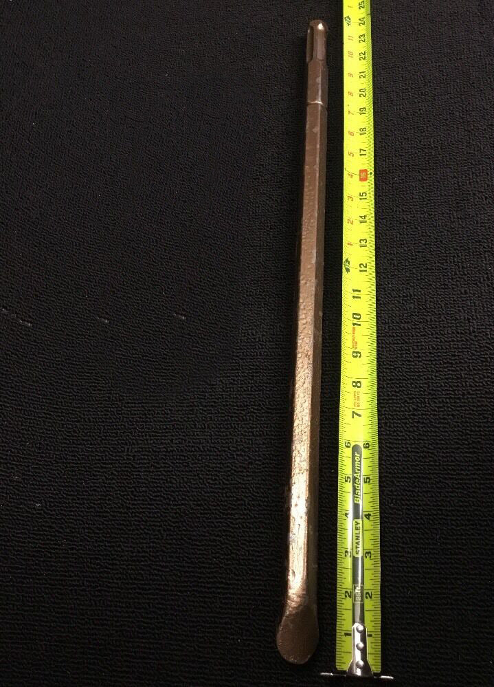 HILTI CHISEL FLAT TE-YP-SM 1" X 23-3/4" PREOWNED