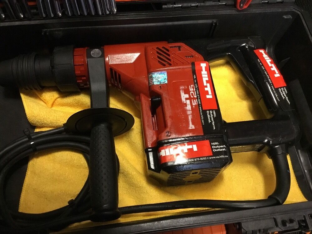 HILTI TE 25 PREOWNED, FREE LASER METER, BITS, A LOT OF EXTRA