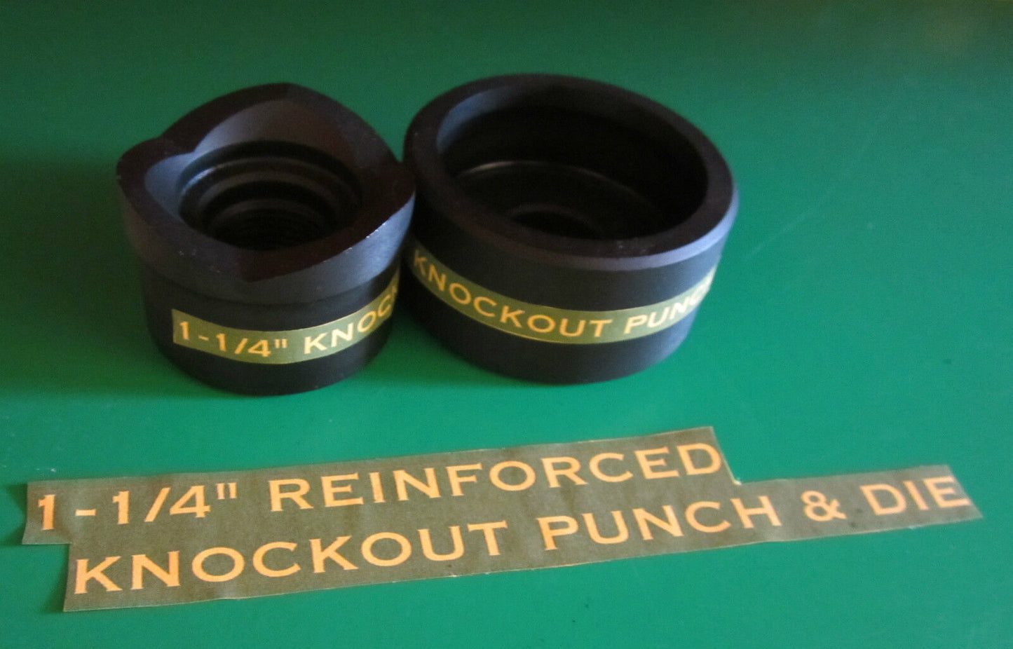 GREENLEE  STYLE  1-1/4 "CONDUIT KNOCKOUT PUNCH,BRAND NEW