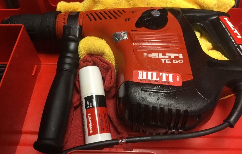 HILTI TE 50, PREOWNED, FREE BITS & CHISEL, LASER DISTANCE METER, FAST SHIP