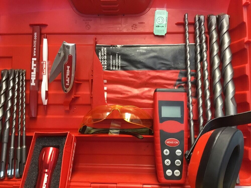 HILTI TE 30 HAMMER DRILL, PREOWNED, GREAT CONDITION