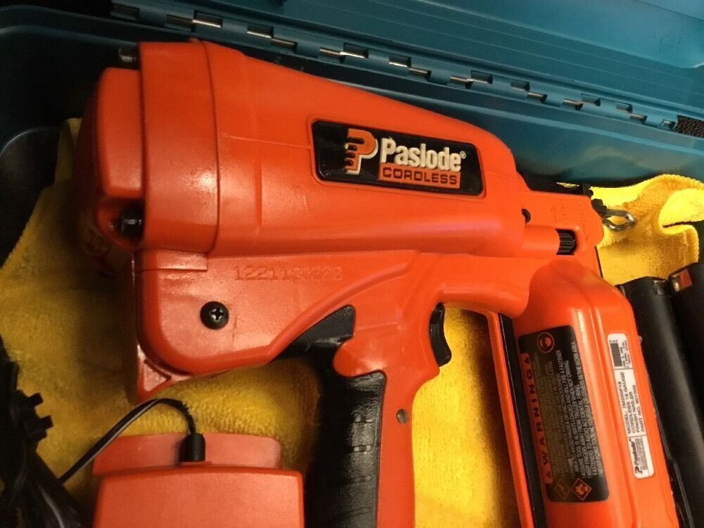 PASLODE CORDLESS 18G PREOWNED, FREE THERMO AND EXTRAS, FAST SHIP