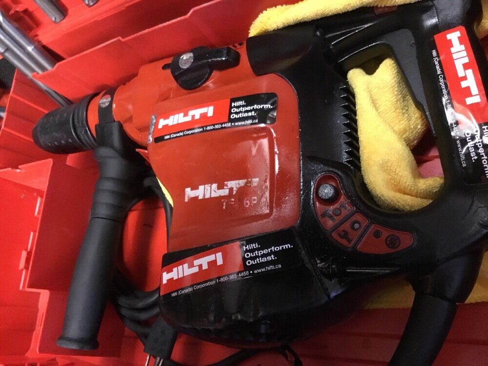 HILTI TE 76 P, PREOWNED, FREE TABLET, BITS, CHISEL, EXTRAS, FAST SHIP