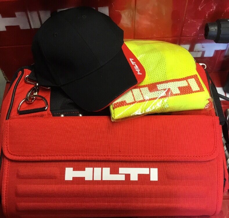 HILTI TE 14 HAMMER DRILL, NICE BAG , LOAD BITS , KNIFE