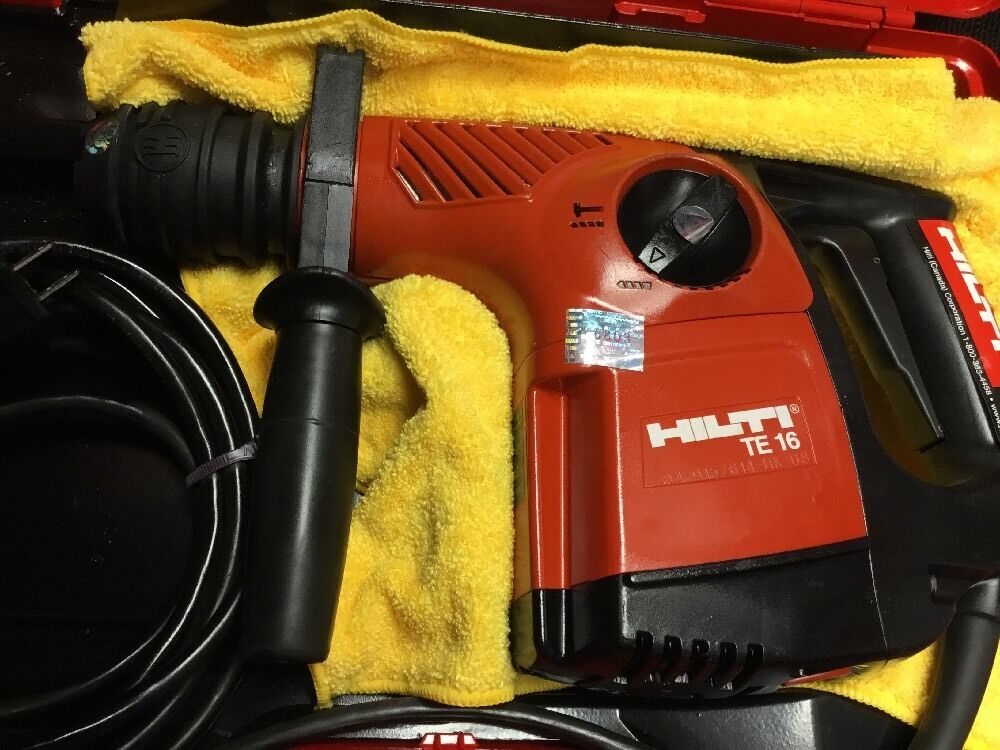 HILTI TE 16 HAMMER DRILL, PREOWNED, FREE TABLET, BITS, EXTRAS