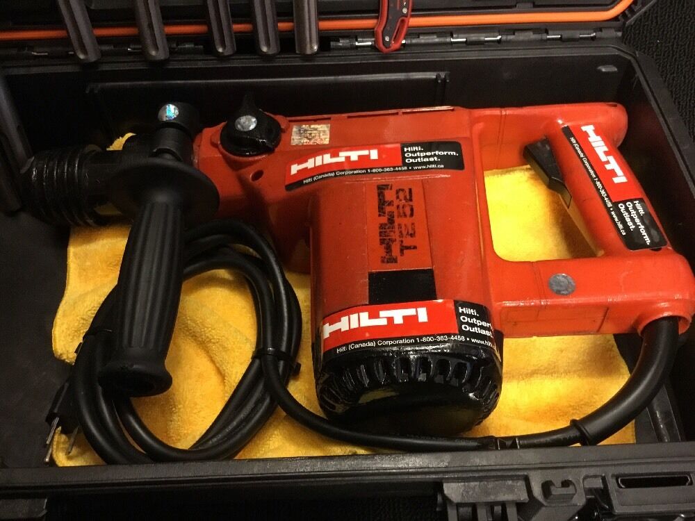 HILTI TE 52 PREOWNED, FREE ANGLE GRINDER, BITS AND CHISELS, FAST SHIP