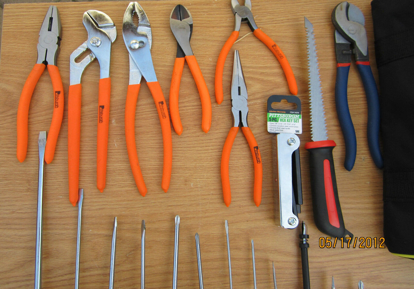 ELECTRICIAN/ PLUMBER  TOOLS  22 PCS,