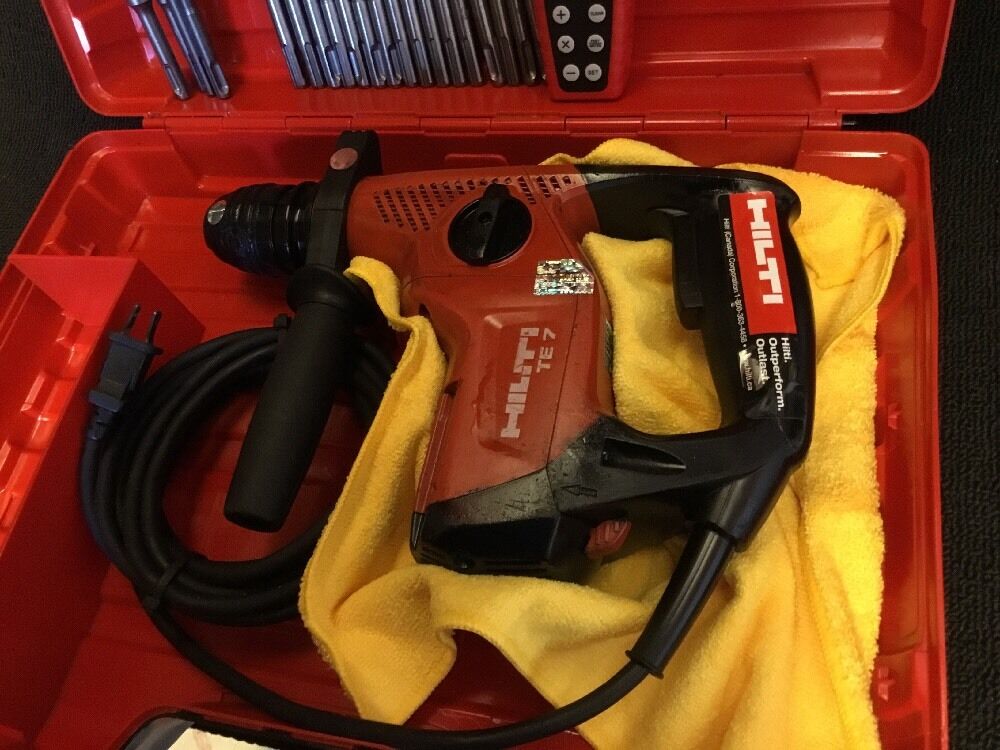 HILTI TE 7,PREOWNED, FREE LASER METER, BITS,  A LOT OF EXTRAS