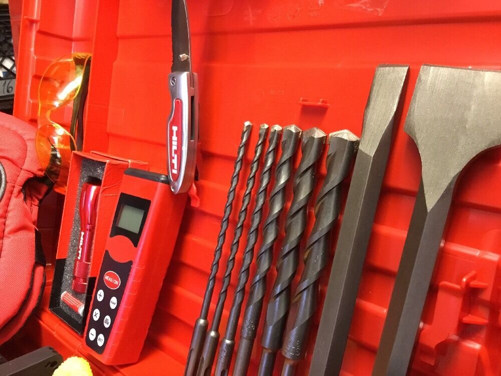 HILTI TE 6 C PREOWNED , L@@K Nice , Free Knife , bits , Hat , Laser Miter, Vest