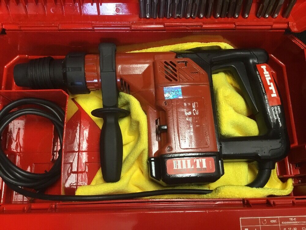 HILTI TE 25 DRILL, PREOWNED, FREE BLUETOOTH SPEAKER, DRILL & EXTRAS