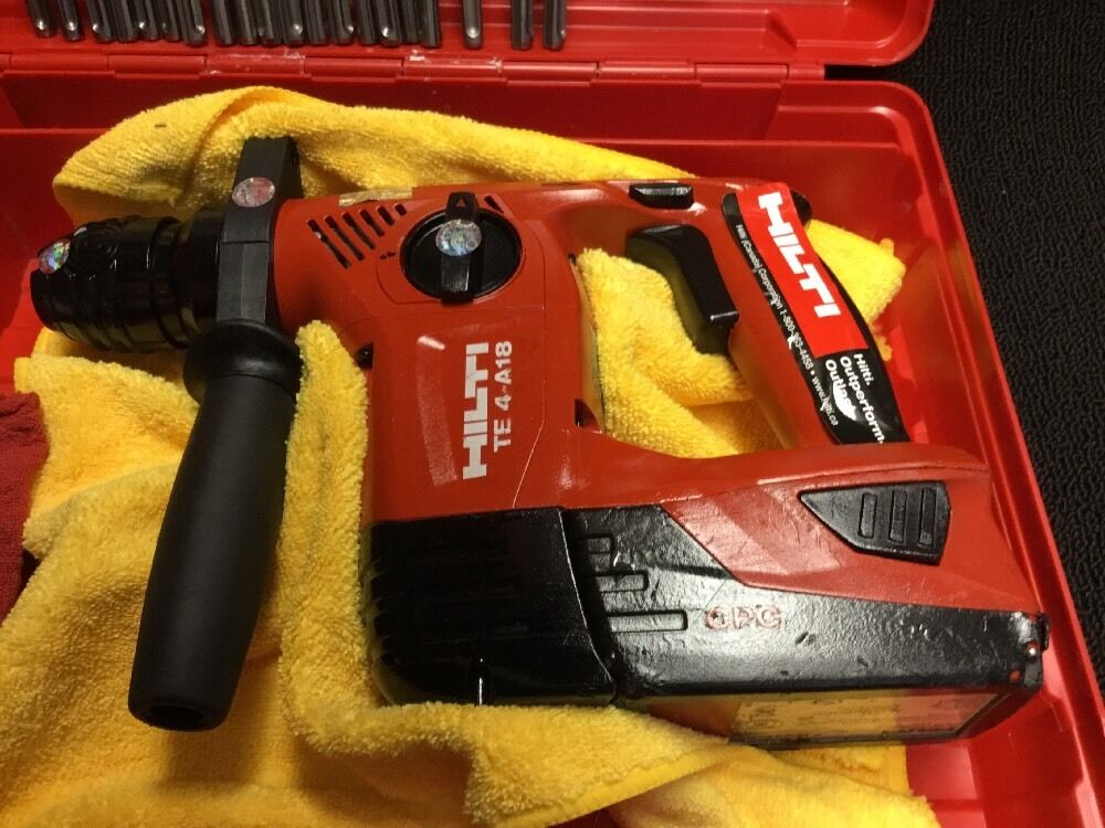 HILTI TE 4-A18 PREOWNED, FREE LASER METER, BITS AND EXTRAS