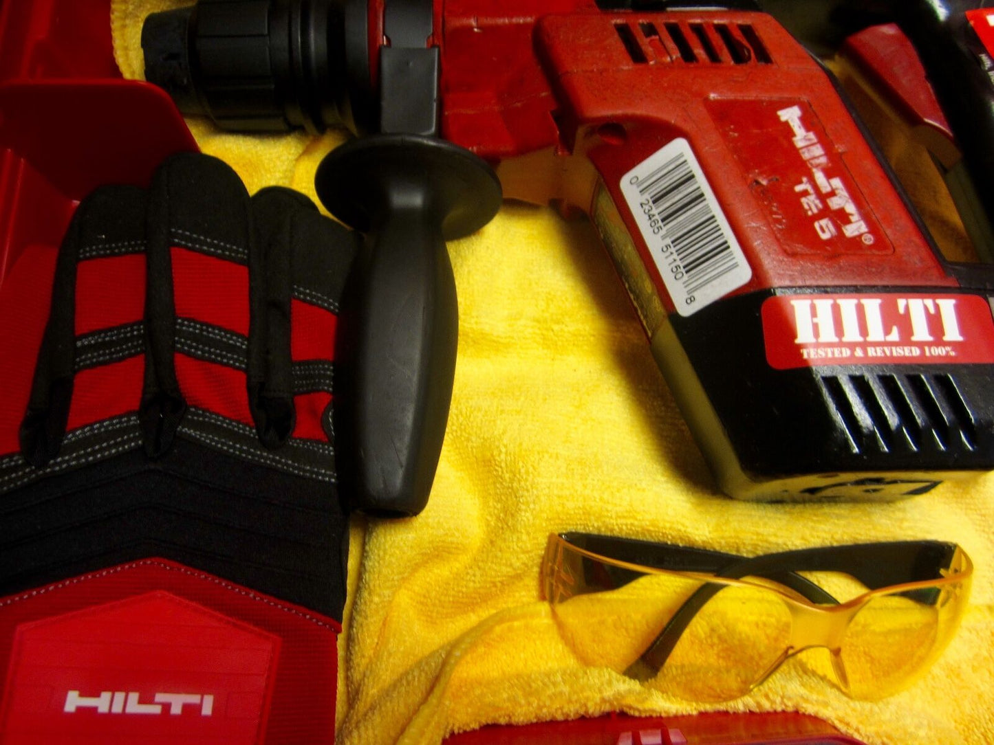 HILTI TE 5 HAMMER DRILL, STRONG, FREE DRILL BITS & CHISELS