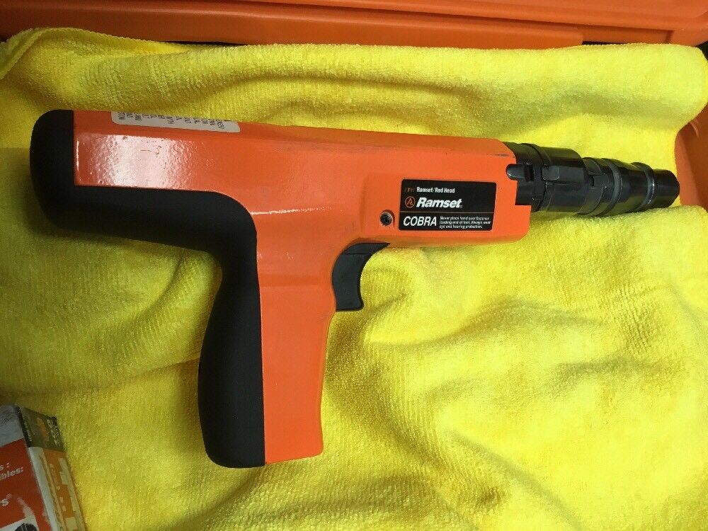 RAMSET COBRA SEMI POWDER ACTUATED TOLL, PREOWNED, FREE KNIFE SET, FAST SHIP