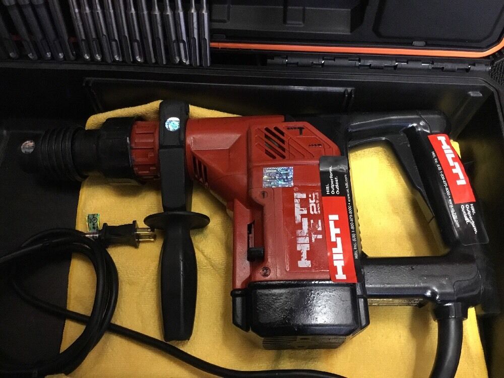 HILTI TE 25, PREOWNED, FREE GRINDER, BITS, A LOT OF EXTRAS