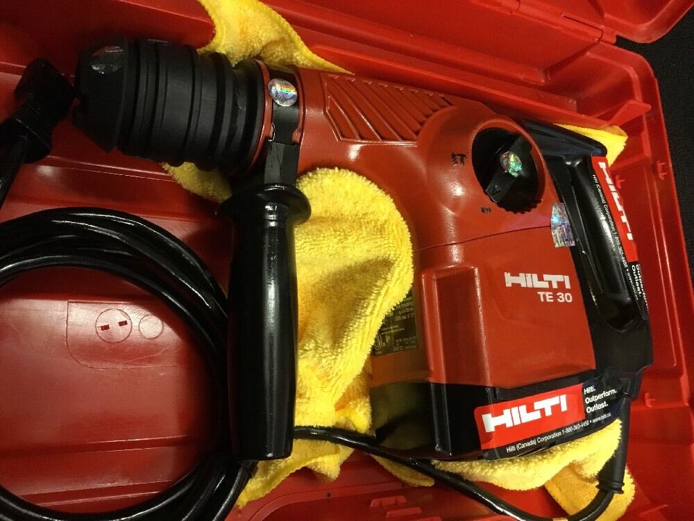 HILTI TE 30, PREOWNED , FREE LASER METER, BITS, EXTRAS