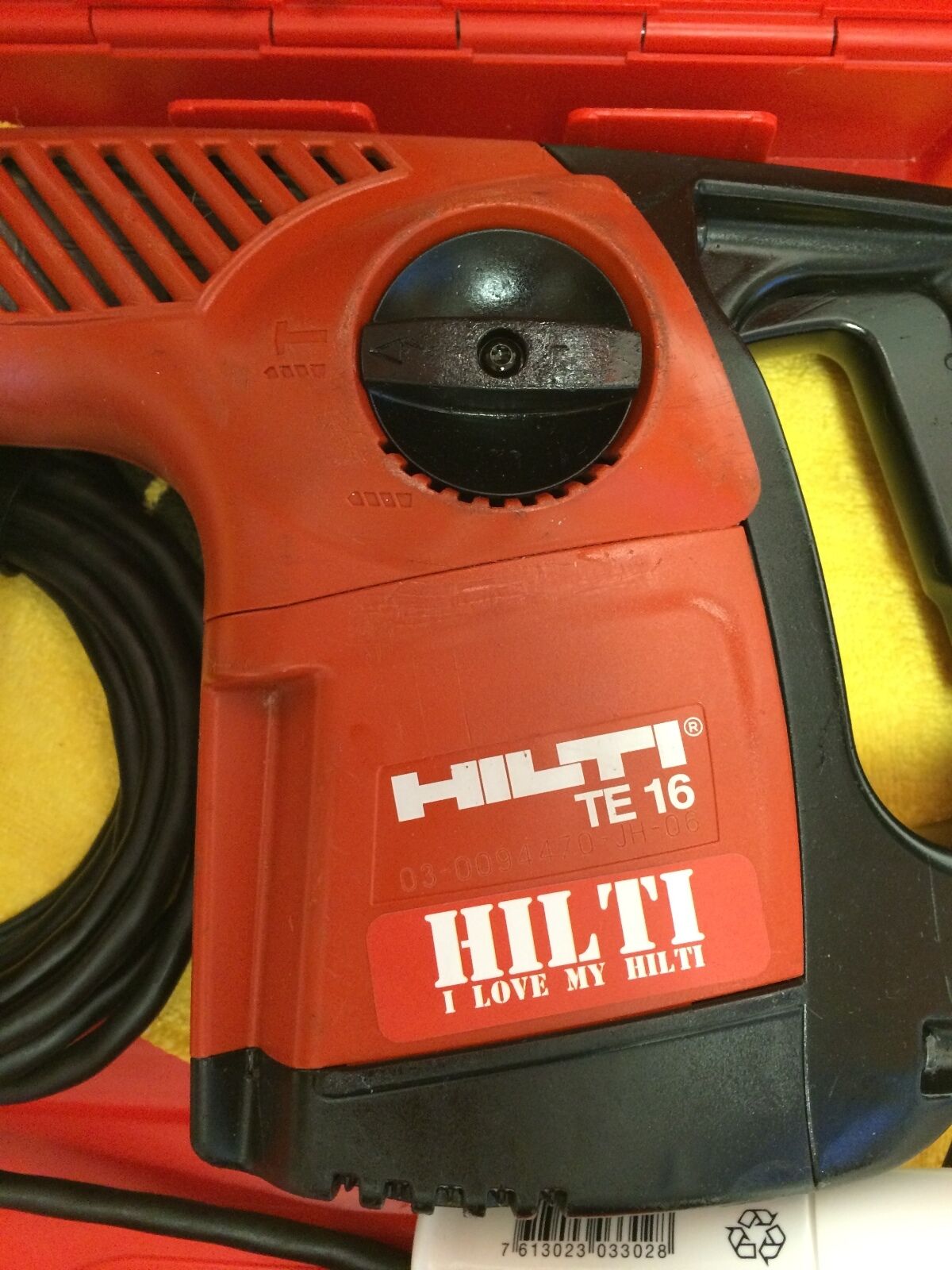 HILTI TE 16, PREOWNED, ORIGINAL, STRONG, DURABLE, FREE DRILL BITS,