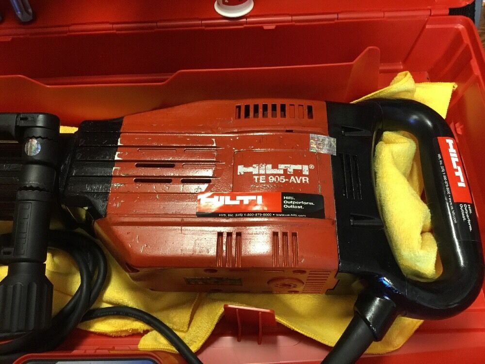 HILTI TE 905-AVR, PREOWNED, FREE ANGLE GRINDER, CHISELS, PLUS EXTRAS, FAST SHIP