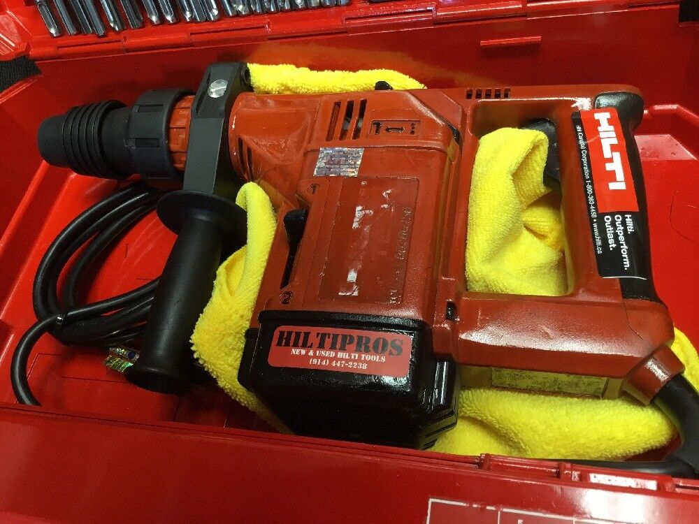 HILTI TE 24 HAMMER DRILL, PREOWNED, FREE TABLET,  BITS, EXTRAS