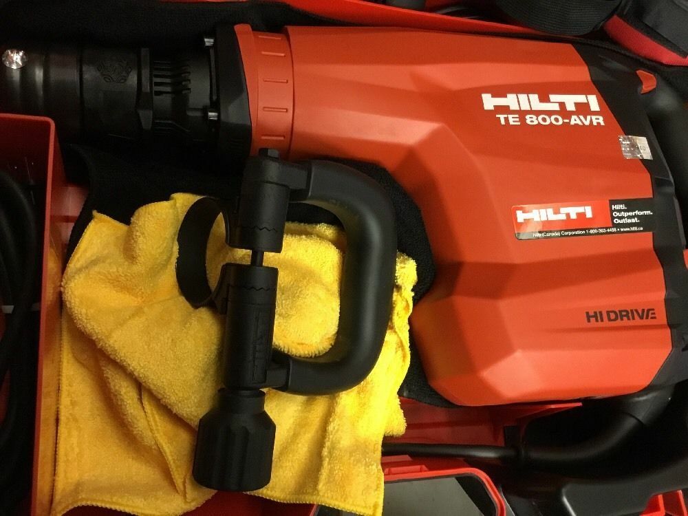 HILTI TE 800 AVR BREAKER, NEW, FREE CHISELS, ANGLE GRINDER, HILTI HAT, FAST SHIP