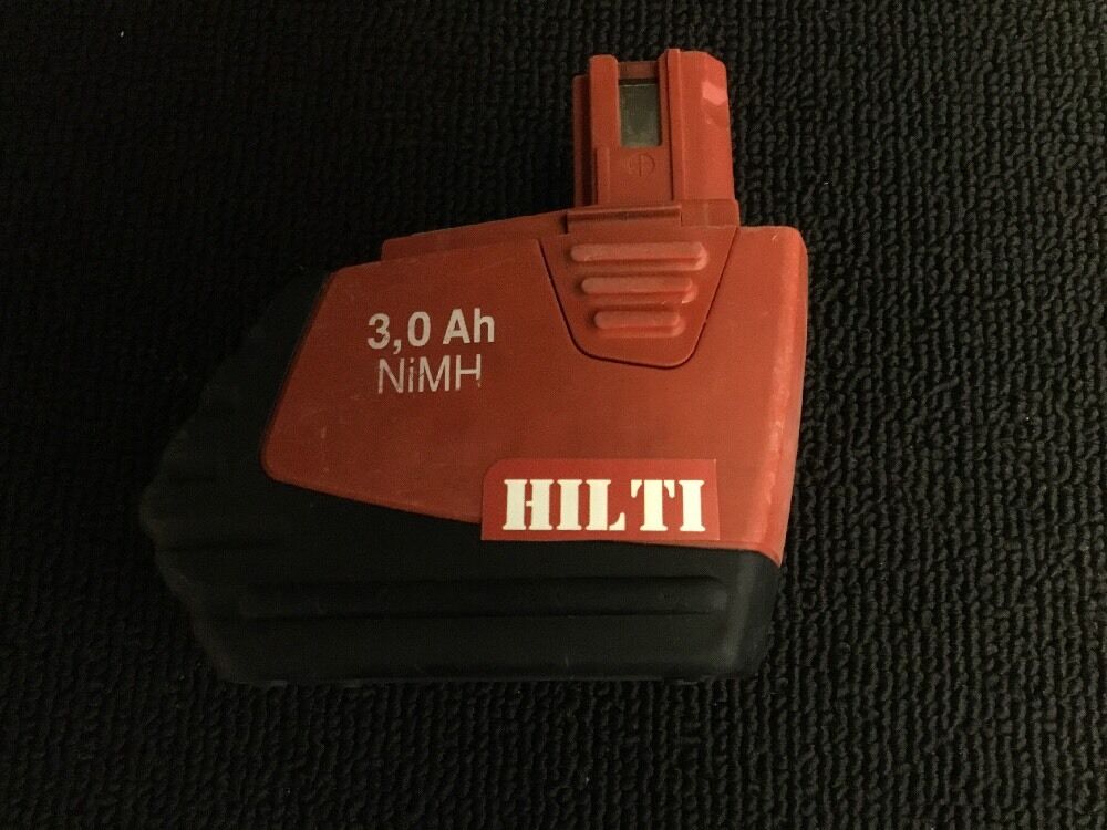 HILTI BATTERY SFB 155 3.0AH, PREOWNED, FREE AMERICAN HAT